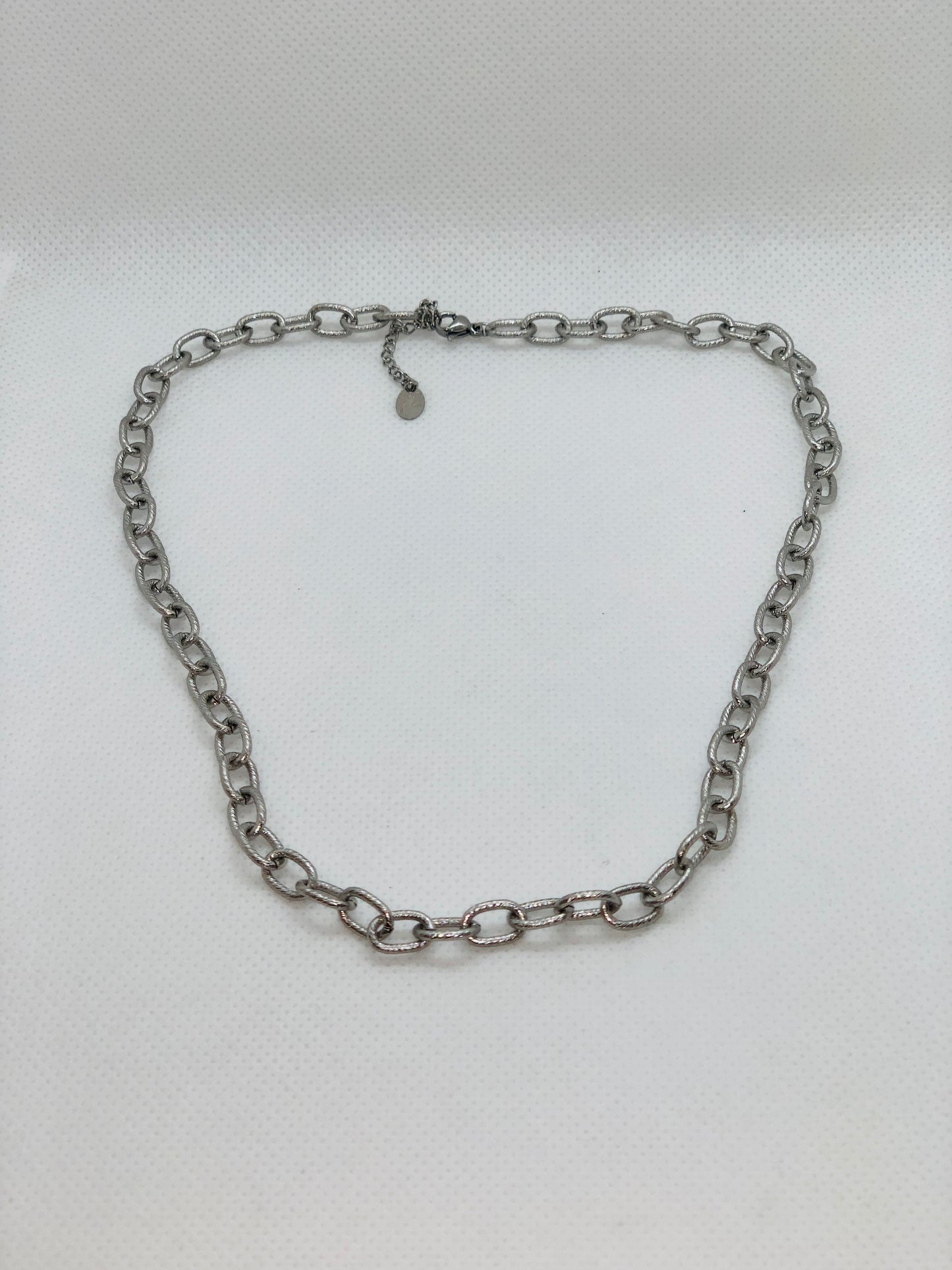 CHAIN ​​NECKLACE